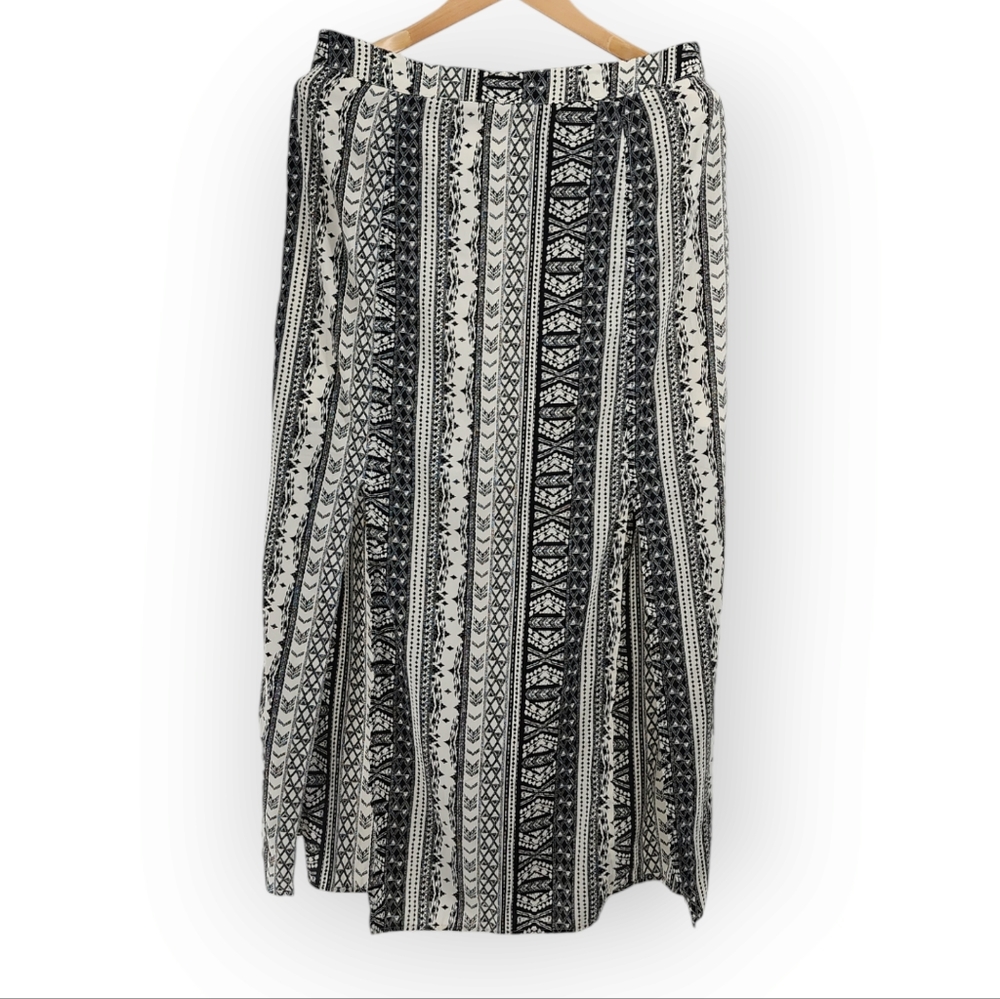 American Eagle Outfitters Boho Tribal Print Lightweight Maxi Skirt Black 14